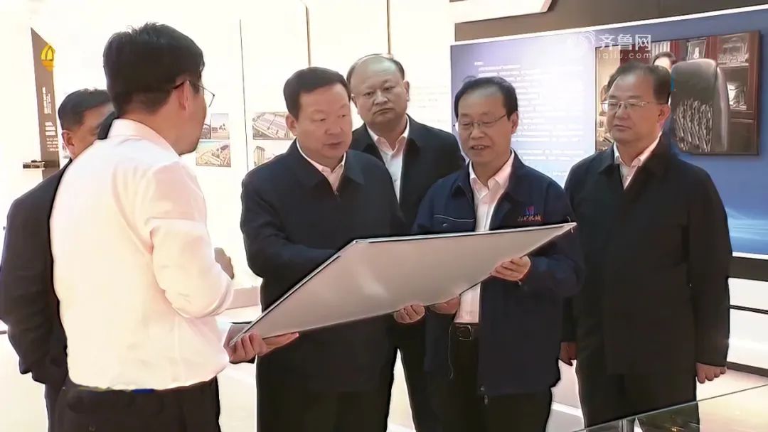 山東省委副書(shū)記、省長(zhǎng)周乃翔蒞臨山東山礦機(jī)械有限公司新廠(chǎng)區(qū)調(diào)研